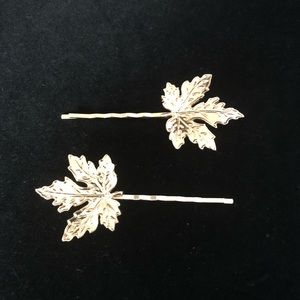 Gold Leaf Hair Pin 💛💛